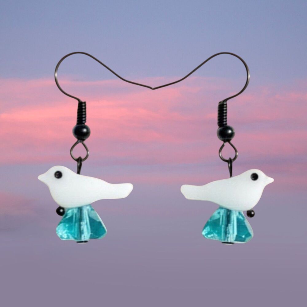Indio Jewelry Unique Mother of Pearl Birds Flower Earrings #130